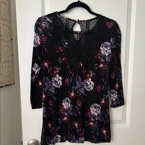 Floral Lace-Accent Women's Top - Black with Burgundy & Purple